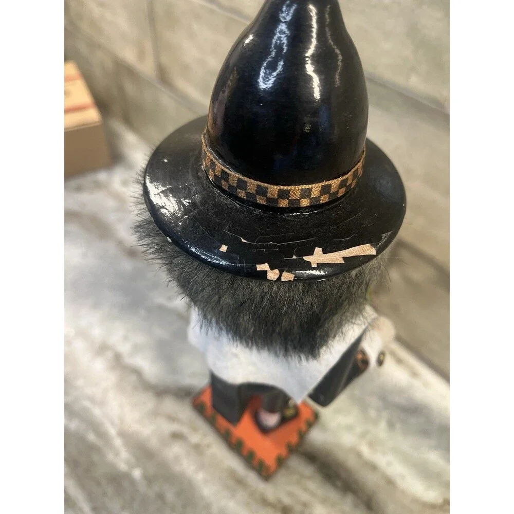 Vintage BRN Designs Nutcracker Pilgrim Holding Turkey Thanksgiving Decor 11.5”